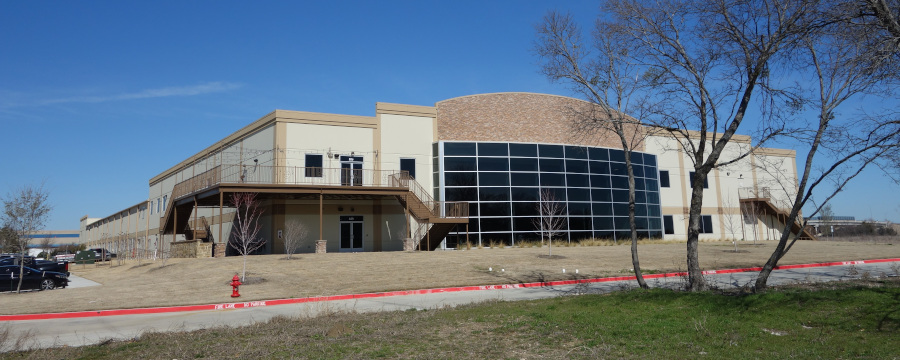 Tilt-wall Building with Sauna, Sport Court and Event Center